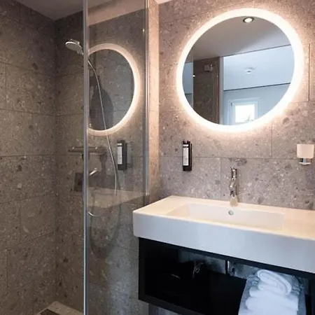 4k Hotel 4*