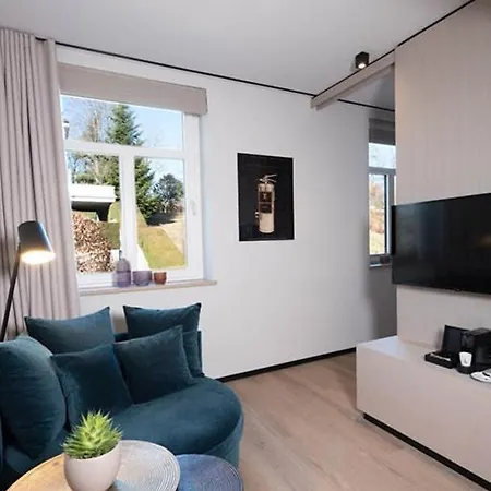 4K - Rooftop-Pool Und Klimatisierte Zimmer