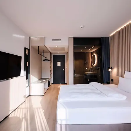 4K - Rooftop-Pool Und Klimatisierte Zimmer 호텔 반겐임알가우