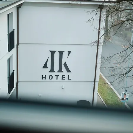 4K - Rooftop-Pool Und Klimatisierte Zimmer 4*