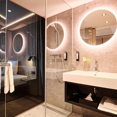 4K - Rooftop-Pool Und Klimatisierte Zimmer 4*