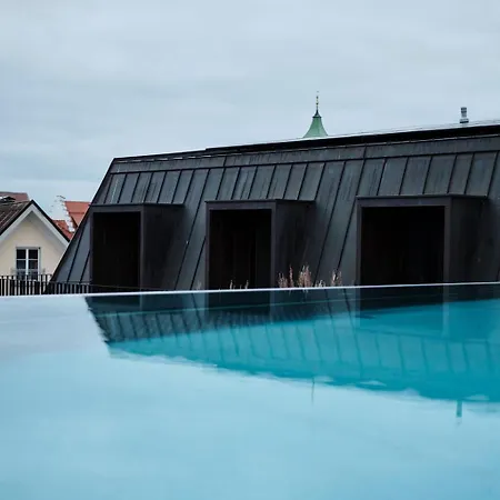4K - Rooftop-Pool Und Klimatisierte Zimmer 반겐임알가우